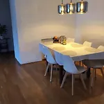 Private Room In Shared Apartment!